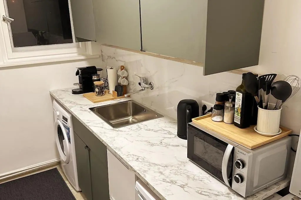 2 Zimmer Apartment Mit Parkplatz Berlin Allemagne