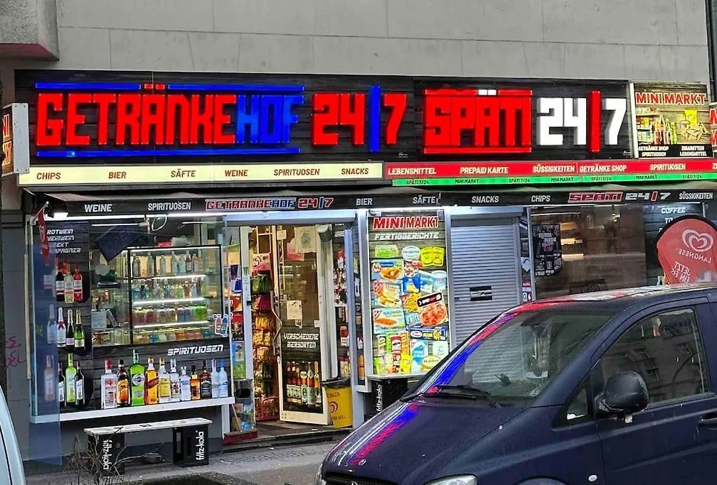 2 Zimmer Apartment Mit Parkplatz Berlin